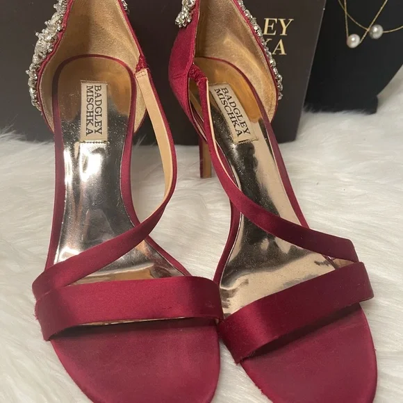 Authentic Badgley Mischka Heels - Picture 4 of 9
